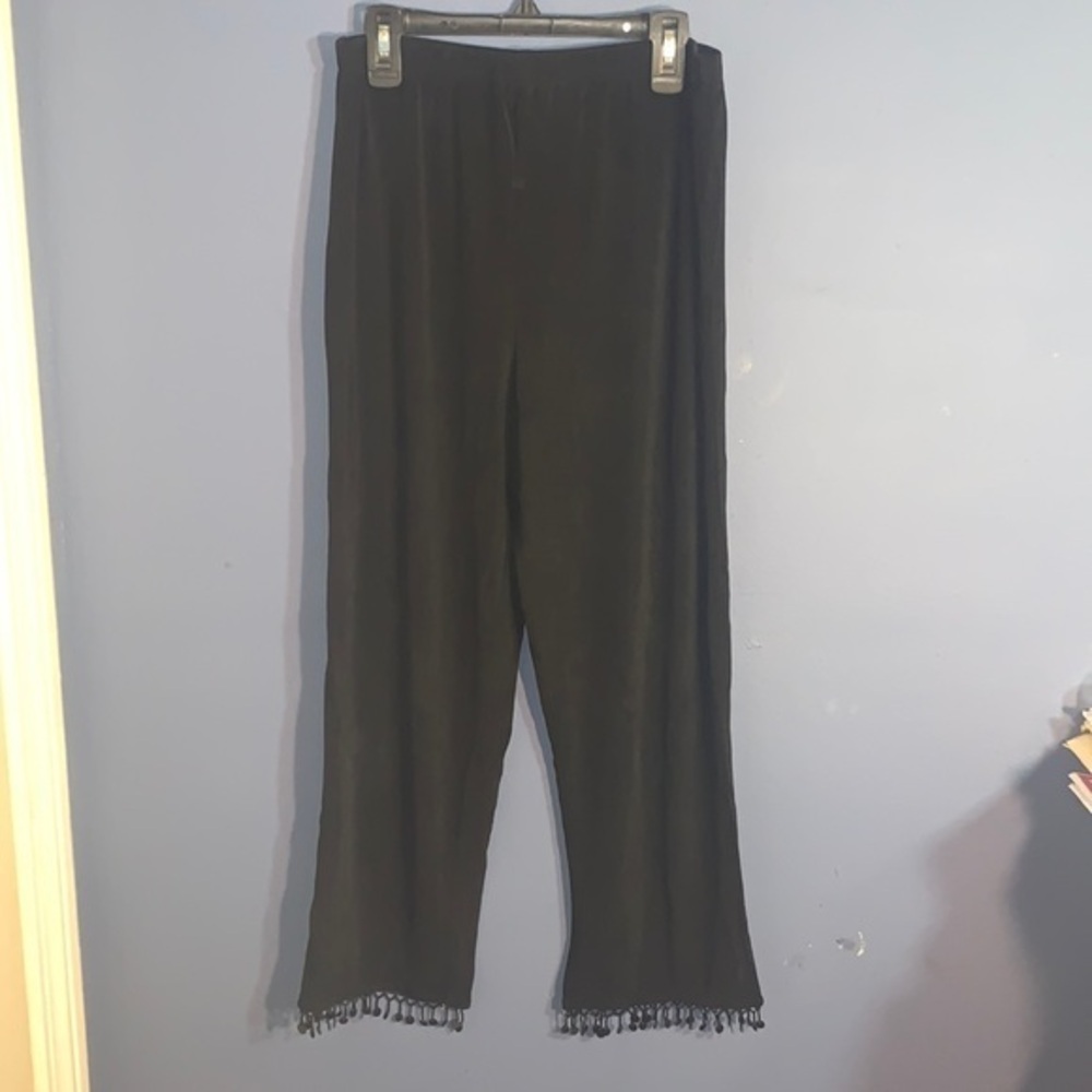 Black capri pants size 8P